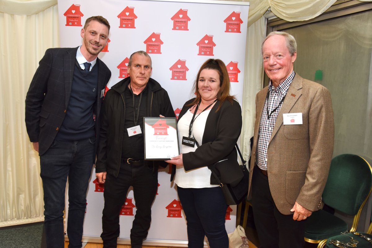 pubaid's tweet image. Wonderful to welcome our 15 Community Pub Hero finalists to the House of Commons, including @thebevy in Brighton. Thanks to @MatthewClarkLtd  for making the event possible. ow.ly/rOiN50Nv3Cc
#forceforgood #communitypubs