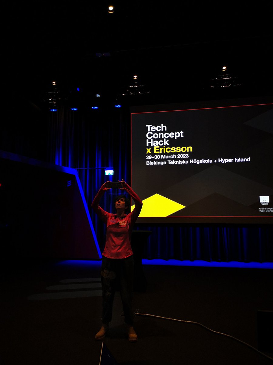 tetadiananow's tweet image. Combining music with UX Design is a journey that I will share someday in the future. 😎
Yesterday, we closed a 24hour hachathon for Ericsson. #TechandBusiness #Connectivity #SocialResponsibility 🙌🏿