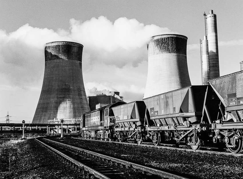 BassetlawDC's tweet photo. New @BassetlawMuseum An exhibition of photographs by Dafydd Whyles looking at how #railways of #Bassetlaw & the surrounding area served the #collieries & coal fired power stations that were vital to the countryโs energy production. https://t.co/8mZesXV85Y @RAIL @RailwayMagazine https://t.co/yPfgvocUcq