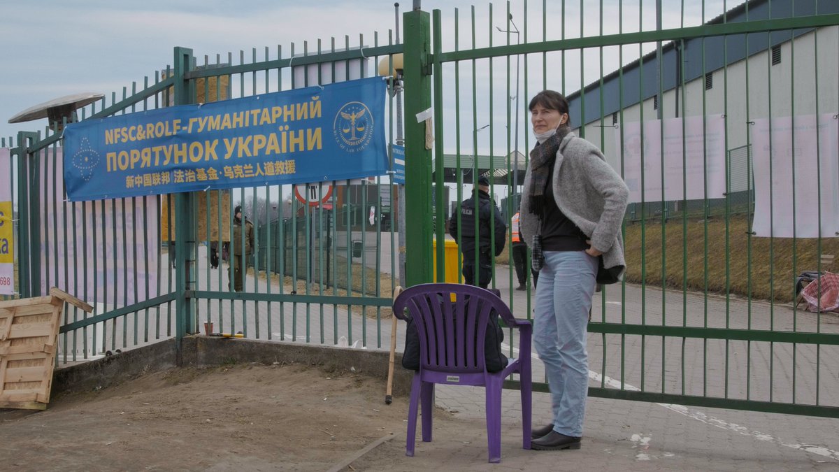 🎥Dilluns es presenta el documental 'Obrint Europa', la primera producció de Combinats en col·laboració amb @tac12_tv. 👉Se centra en la rebuda de persones que cerquen refugi per l'esclat de la guerra d'Ucraïna. 🕗19h 📍Teatre Magatzem 🎟️ Reserva plaça📲 bit.ly/42OhSmd