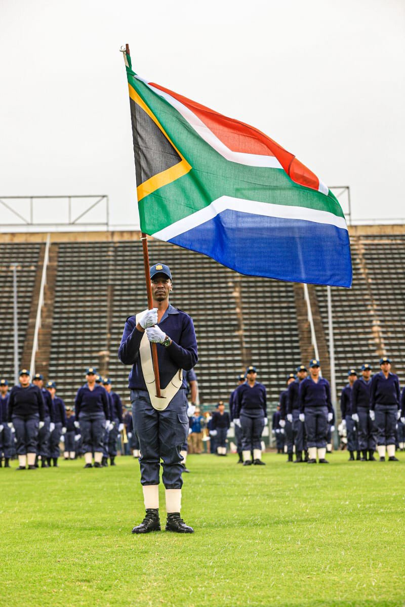 TrafficRTMC's tweet photo. โI have no doubt that you have received training befitting a true patriot, training that has imbued you with the noble values of service to our people first and serving with the dedication, discipline, and honour.โ
- Minister Sindisiwe Chikunga ๐ฟ๐ฆ๐ฟ๐ฆ๐ฟ๐ฆ
#EasterLaunch https://t.co/us3mCbHEnM