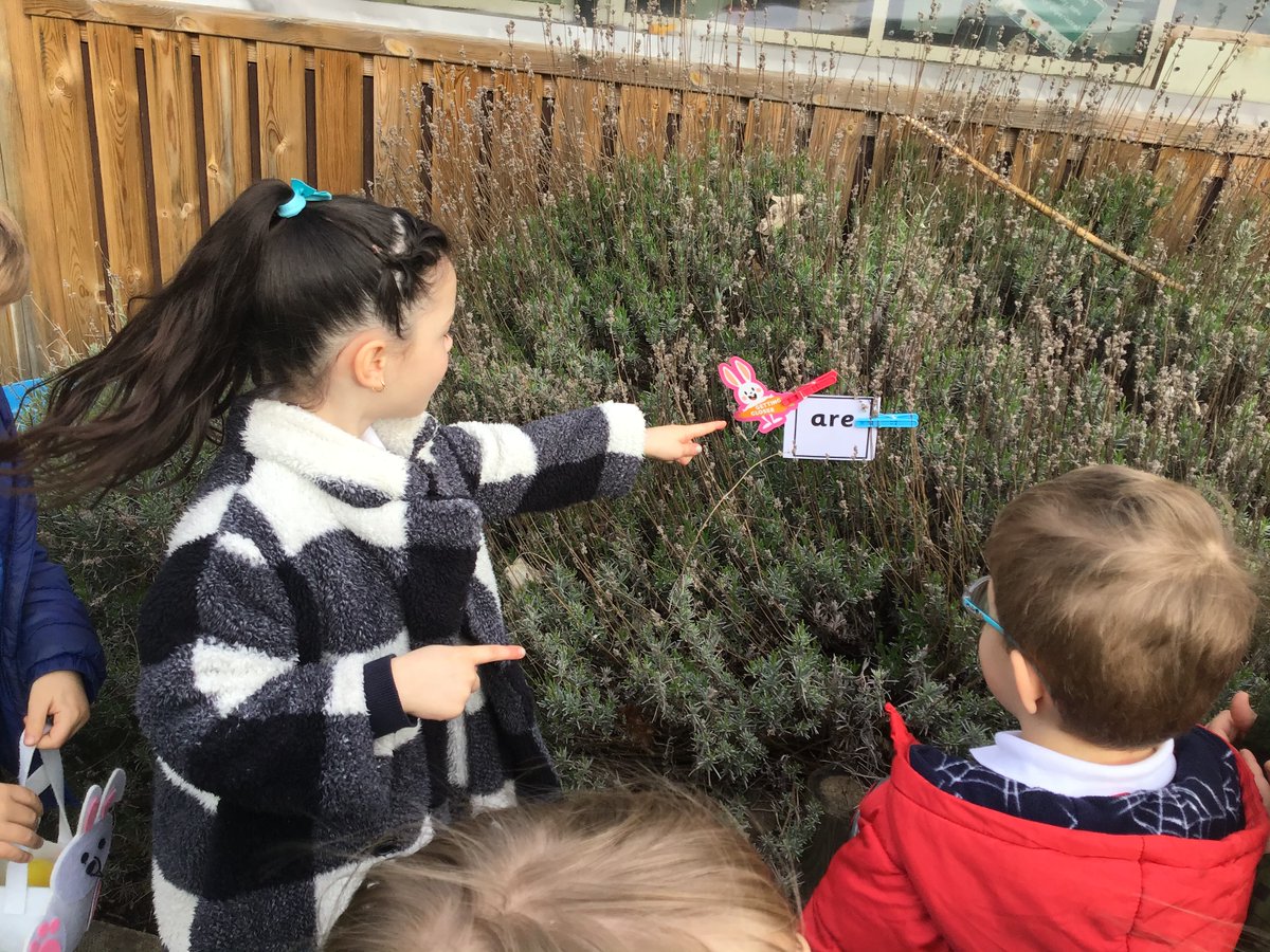 easterside_a's tweet photo. Today we found tricky words on our Easter egg hunt! It was so eggciting!!! π£π° #EastersideReading #EastersideEarlyYears https://t.co/H2qNVh18Cd