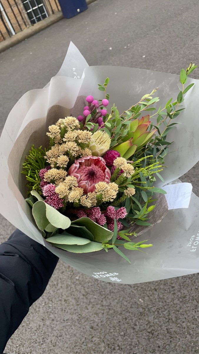 Today was my last day at George Heriots School and my last day as a teacher. Teaching has taught me so much over the last 3 years but I am so excited to start a career as a Service Designer. I was overwhelmed with lovely cards and gifts from some pupils and staff today 🥰