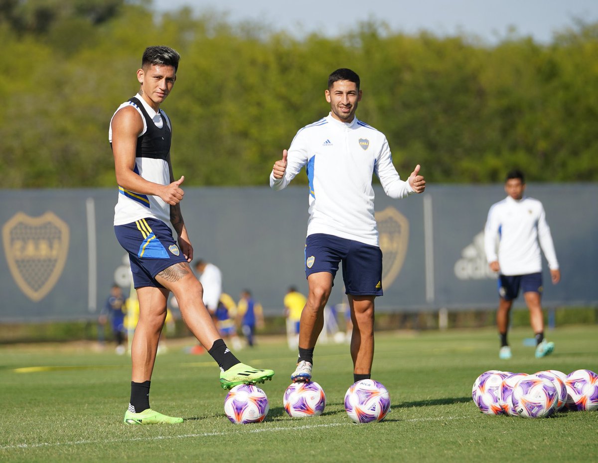 BocaPasionTotal's tweet photo. #Boca se entrenará en Ezeiza pensando en el próximo rival. #Herron y #MorelRodriguez, estarán al frente del equipo . El sábado visitará a @barracascentral 15:30
📲 Info @PampaAranda https://t.co/nQcKUGJdVR