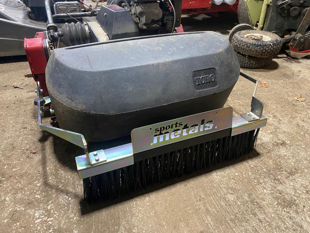 Dan Patten (@danpattencm) on Twitter photo Big thanks to <a href="/sportsmetals/">Sports Metals ltd - Inc</a> & <a href="/LancsTurf/">Lancs Turf Supplies</a> for supplying and installing the Extracut-Brush onto our hand mowers today. These brushes allow us to refine the greens in terms of uniform, seed heads & increase our height of cut on the greens but maintain smoothness & consistency. Big thanks to <a href="/sportsmetals/">Sports Metals ltd - Inc</a> & <a href="/LancsTurf/">Lancs Turf Supplies</a> for supplying and installing the Extracut-Brush onto our hand mowers today. These brushes allow us to refine the greens in terms of uniform, seed heads & increase our height of cut on the greens but maintain smoothness & consistency.