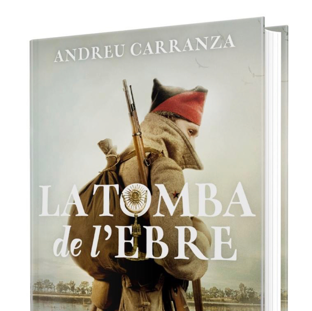 Al nostre despatx de Mora d’Ebre el dilluns 03/04/2023 a les 17:00 l’escriptor ebrenc dedicarà i signarà exemplars de la seva darrera novel•la, a qui estigui interessat i en porti un. Lliure entrada a tothom. Segurament serà el #bestseller del 2023. Gracies #AndreuCarranza.