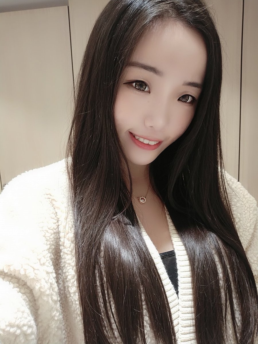 鄭米娜 tweet media