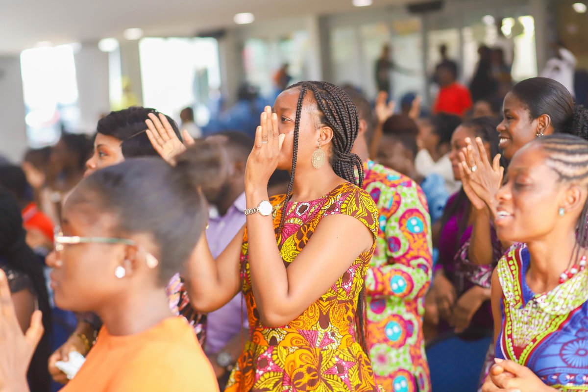 Last Sunday's Service was such a blessing. Our faith in God was really boosted and stirred up.

Swipe to see highlights from last Sunday's service.

#HarvestIsHome #sundayvibes #establishment