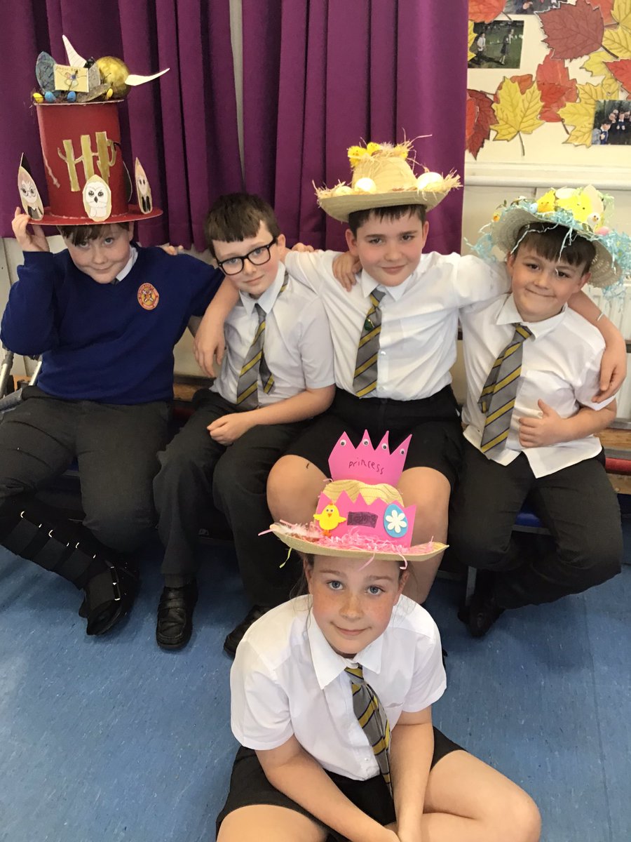 StPPPrimaryY5's tweet photo. Some amazing entries this year in Y5 for the Easter Bonnet Parade.
#Easter #Easterbonnet #designersofthefuture #happyeaster https://t.co/rcl3ufLLtG