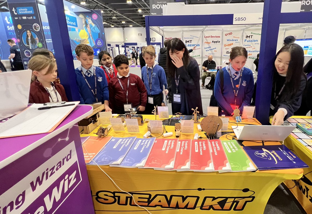 LEOacademies's tweet image. 🏆 #KidsJudgeBett at #Bett2023
Our judges from @CCJacademy, @CFPSchool, @ShawleyPrimary & @WestAshtead are enjoying coding challenges with Codable and their Coding Wizard. An innovative company from South Korea. #CodeWiz