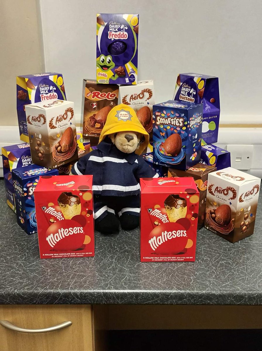 FireCullen's tweet photo. Using the app "What 3 Words" follow Blaze Bear's trail to find the checkpoint punches. You can pick up a sheet to join in on the fun from: Cullen Ice Cream Shop, McKays Mini Market, Intricate Designs or Portknockie Spar. This will run from Good Friday to Easter Sunday, good luck! https://t.co/SAUjBheU3C