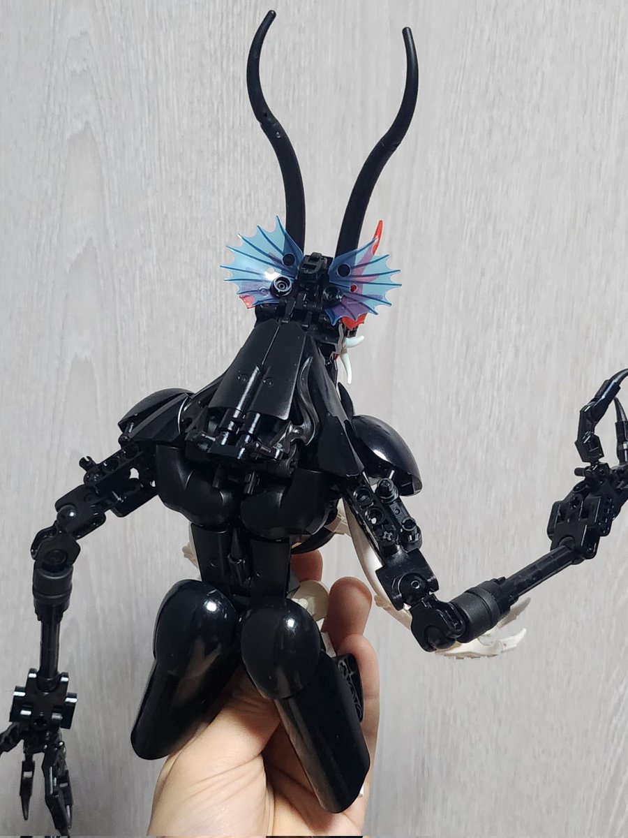 Buffoon76242561's tweet photo. Lego Amon WIP

#Lego #legomoc #bionicle #bioniclemoc #MOC #레고 #레고창작 https://t.co/N3zslVCj4C