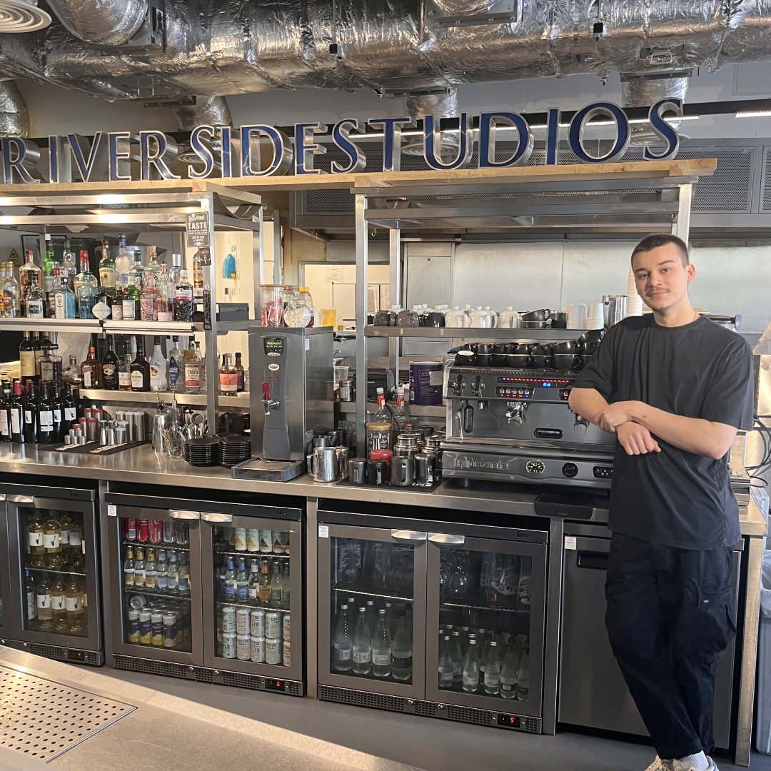 RiversideLondon's tweet photo. Piotr Moneta joined us in March 2022; he works across the #Bakery, #Bar, #Cinema, #RiverRoom & Atrium. We sat down with him to find out what he enjoys most about Riverside Studios... ππ Read the full Q&A: https://t.co/EIXjwRqO0d https://t.co/Ft6R5IzArO