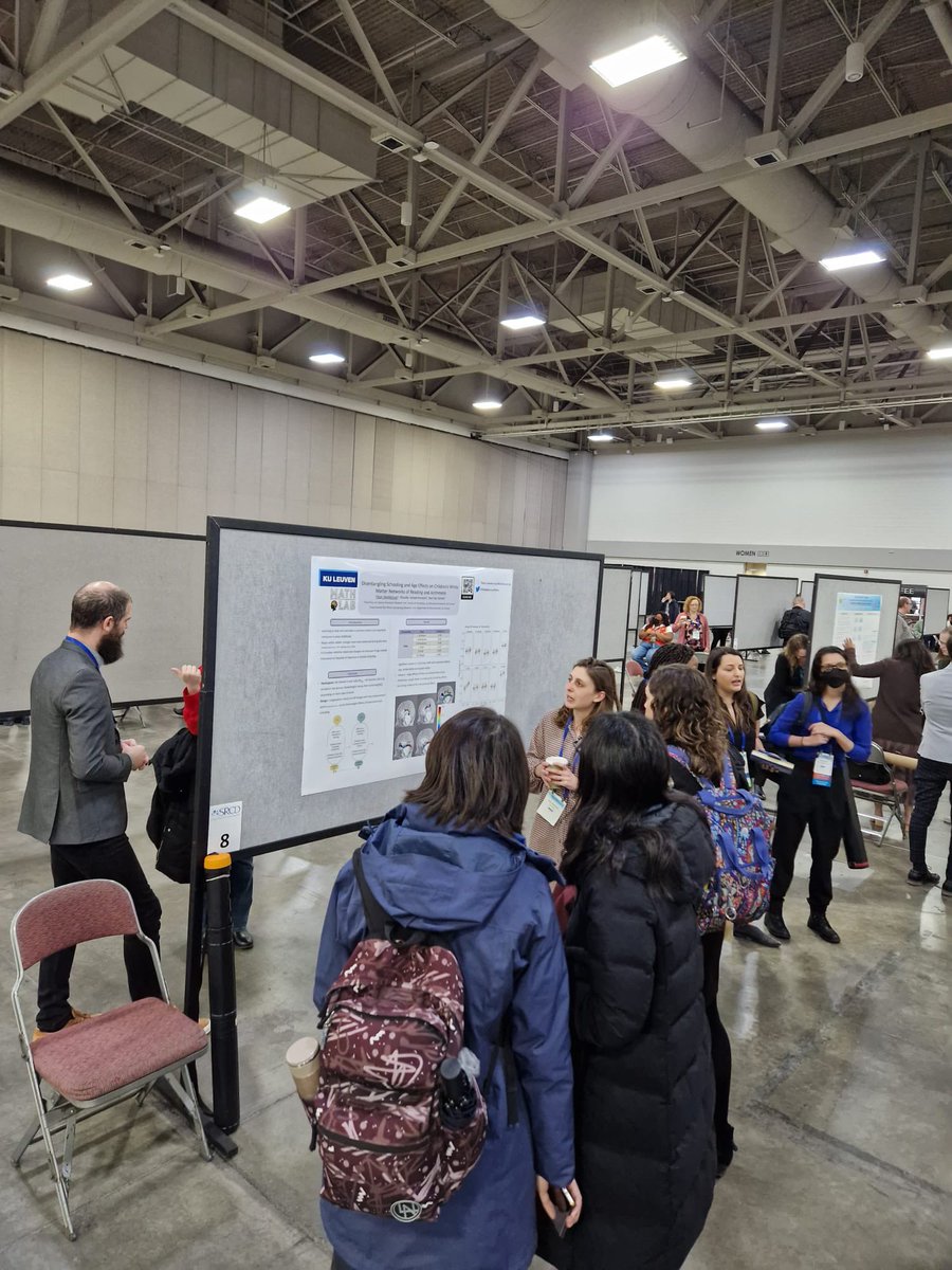 VandecruysFloor's tweet image. We had such an amazing time at #SRCD23 in Salt Lake City! Met a lot of great people, got wonderful feedback on my work and even discovered AI-based shopping 🤔 @SRCDtweets