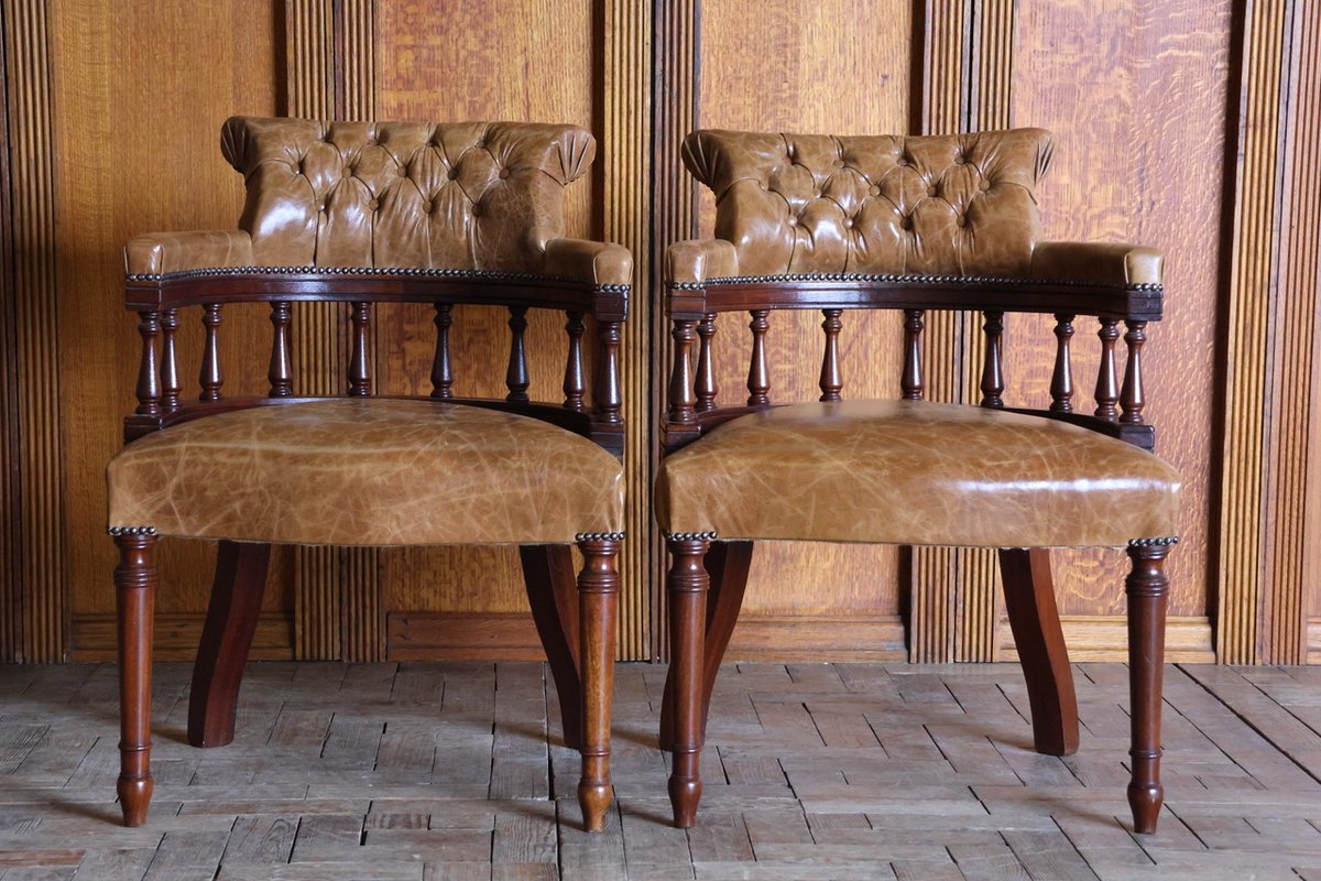 BrownriggUK's tweet image. Pair of C19th Danish Library / Desk Chairs newly Upholstered in Aged Leather

bit.ly/3JWyxeF

#librarychair #deskchair #leatherchair #antique #furniture #homedecor #design