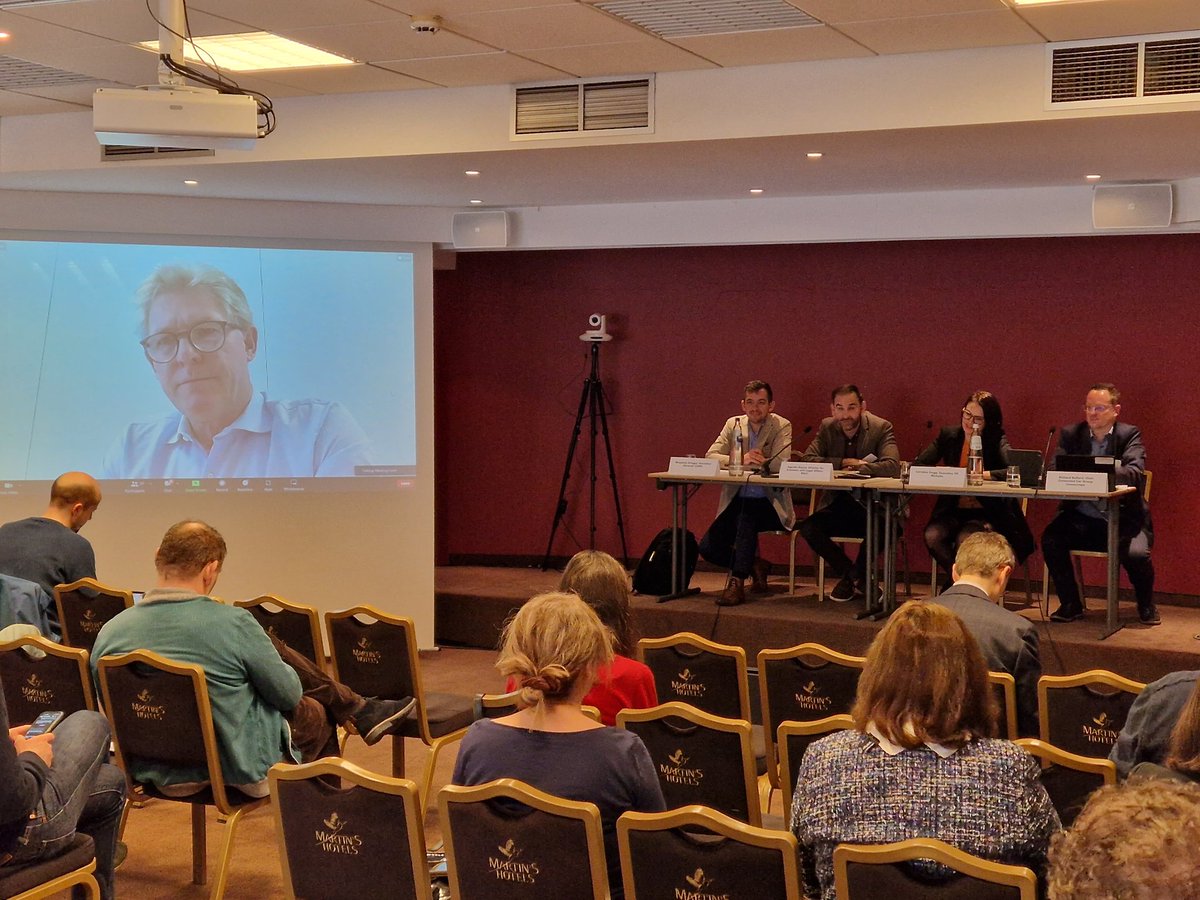 .<a href="/arcapde/">Agustin Reyna</a>: "It is not frequent that <a href="/beuc/">The Consumer Voice</a> sits in a press conference with so many industry stakeholders; this should tell you how important this issue is. We are talking of a potential situation of monopoly if sector-specific for access to vehicle data don't come to live."