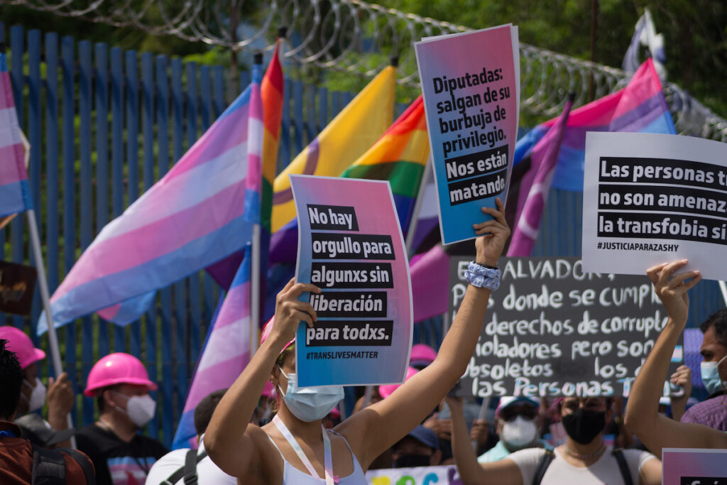 🏳️‍⚧️31/03 Día de la Visibilidad Trans
🗣️ “Me gustaría que existiera una ley de identidad de género porque en la escuela hablé que mi pronombre y mi nombre me los tenían que respetar": Scarleth, joven trans.

📲Leer +: bit.ly/ESScrlt