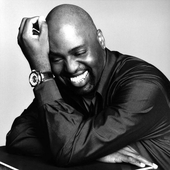 Frankie Knuckles, the Godfather of House Music passed away 9 years ago today. Although his unique way of creating House music is greatly missed, his remarkable heritage will continue to exist indefinitely 🙏

#traxsource #housemusic #frankieknuckles