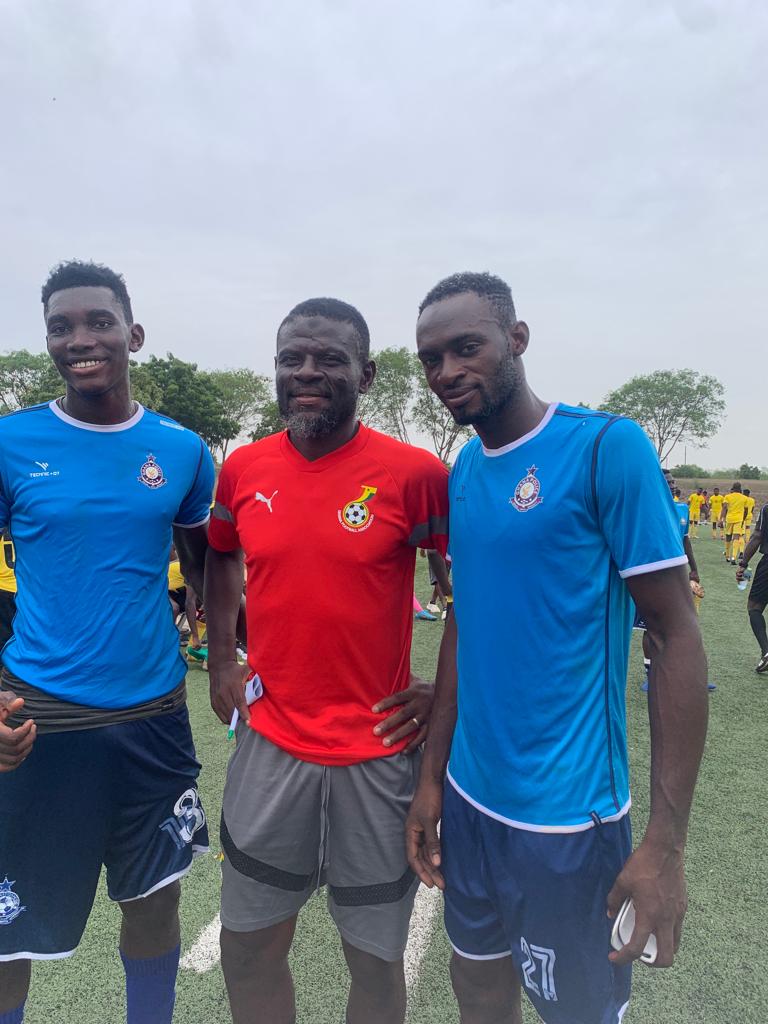 PNationals_fc's tweet photo. ⏰ 𝐅𝐔𝐋𝐋-𝐓𝐈𝐌𝐄"

𝐀𝐤𝐨𝐧𝐧𝐨𝐫'𝐬 33𝐫𝐝 𝐦𝐢𝐧𝐮𝐭𝐞 𝐬𝐭𝐫𝐢𝐤𝐞   𝐬𝐞𝐚𝐥𝐬 𝐯𝐢𝐜𝐭𝐨𝐫𝐲 𝐟𝐨𝐫 𝐮𝐬!

Black Satellites 0️⃣-1️⃣ Police National

33-⚽-Eric Akonnor

#BlackSatellitesPolice

#TeamPolice 💙
#WeArePolice👮🏿‍♂️
#PNFC
#BringBackTheLove https://t.co/NB7U1cvRUw