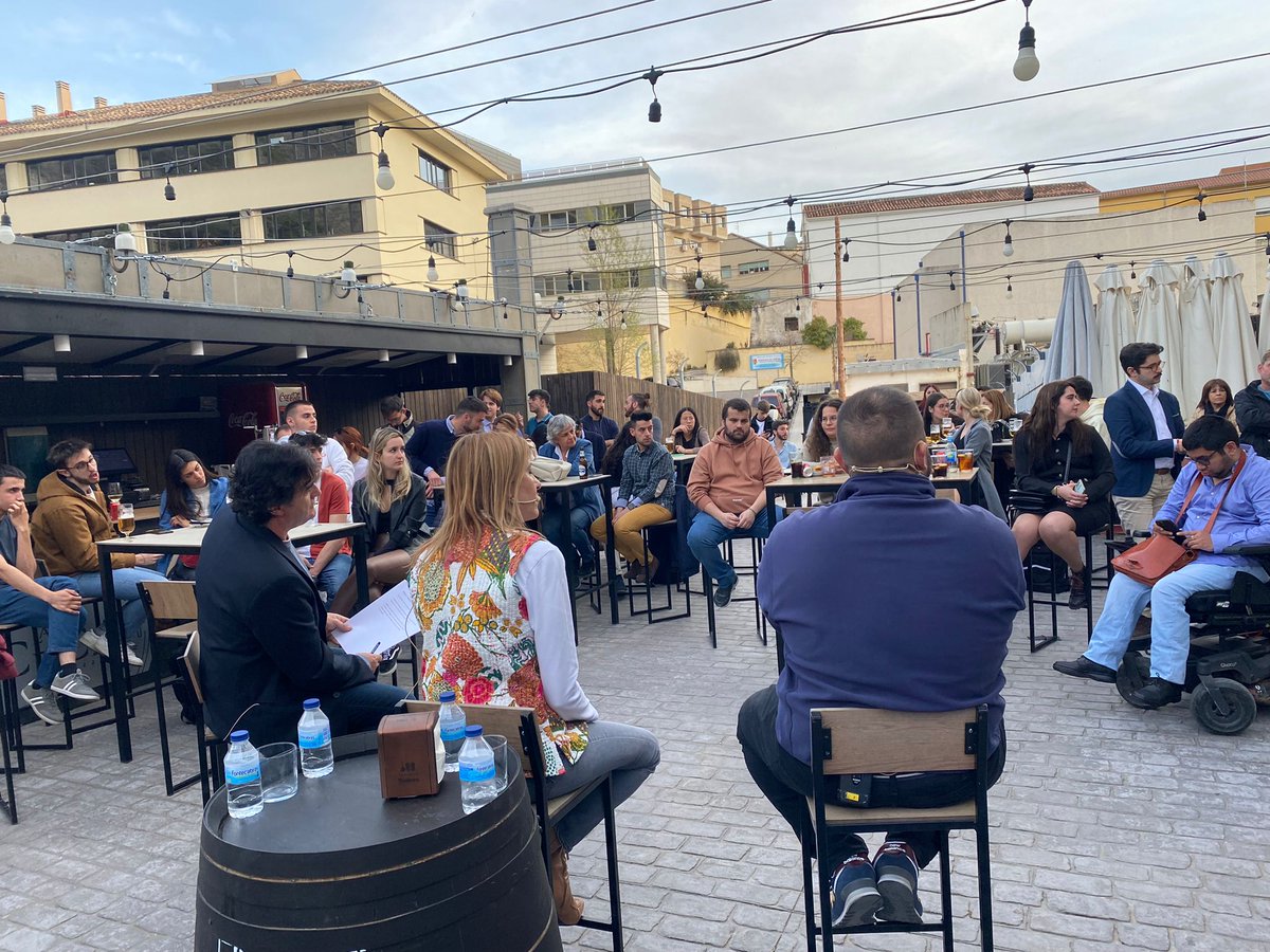 Parlamento Europeo en España tweet media