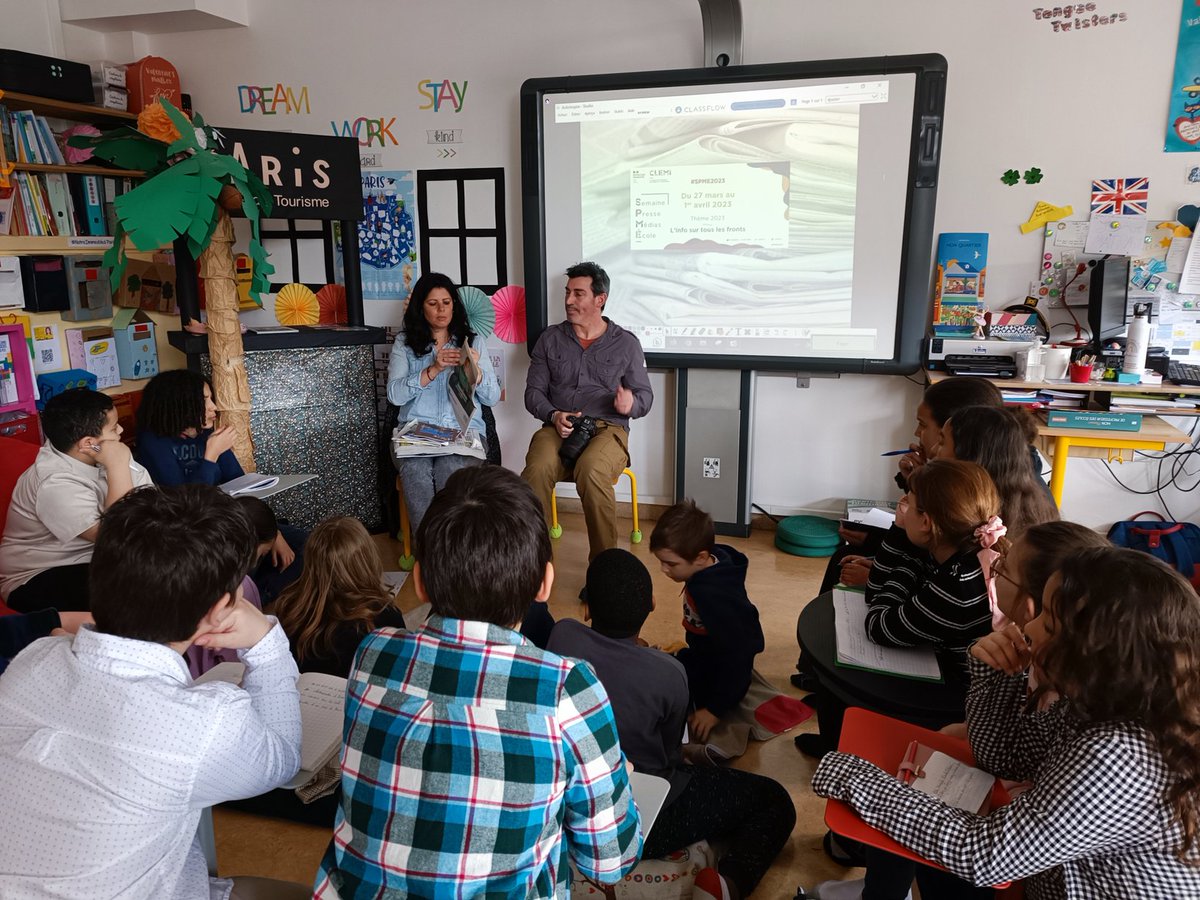 classedesmakers's tweet image. Pour la #semainedelapresse, nous avons invité une journaliste et un photographe du journal l&apos;@UnionArdennais. Nous les avons interviewés !