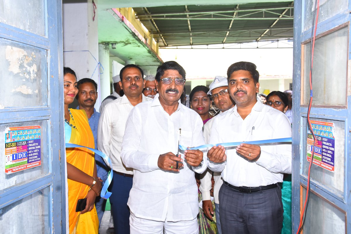 MYBDYONizamabad's tweet image. YUVA UTSAV- INDIA@2047 was inaugurated by ZP Chairperson and Addl. Collector of Nizamabad along with Dist. Officers. #YuvaUtsav2023 #YouthProgram #YuvaShakti #dyonzb #nyknzb #NYKSIndia 
@Nyksindia @meetarajiv @NITKM2021 @YASMinistry @ianuragthakur @NisithPramanik @StatedirectorT