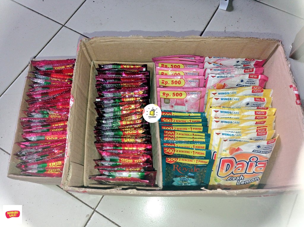discountfess's tweet photo. /pamer semua ini Rp. 0 karena cashbacknya gede lebih besar dari nominal co 🥳 ortuku sampe bilang ga sia sia aku hp terus https://t.co/CZYe0cTTZR