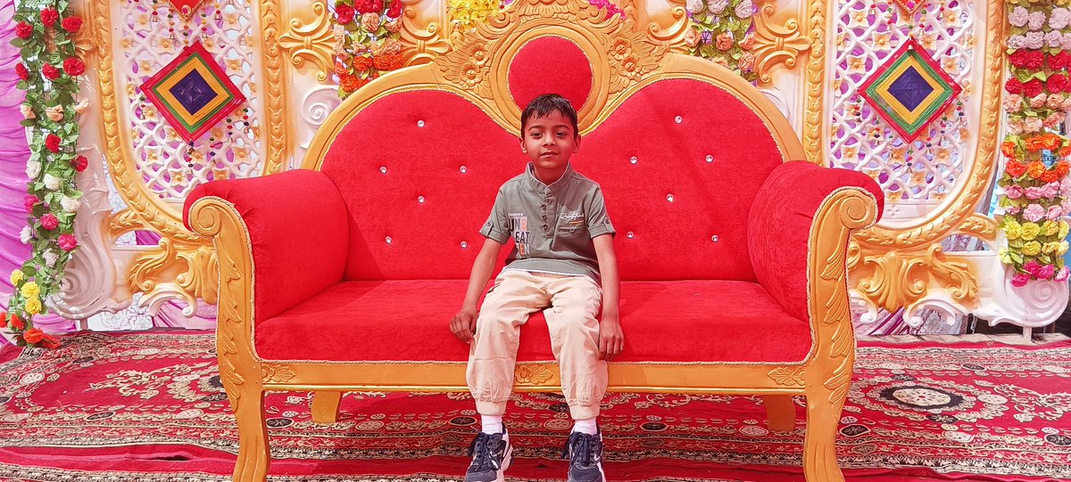 Gokul15313429's tweet photo. https://t.co/FrHI6SlQiN