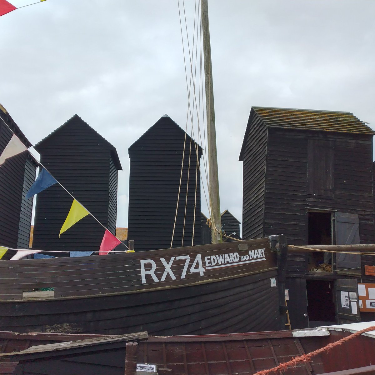 So, we'll be starting our summer opening times tomorrow...could someone let the weather know that!!! We will be open 11-5pm from Saturday 1st April until the end of October🙂 (hopefully there's better weather around the corner!)