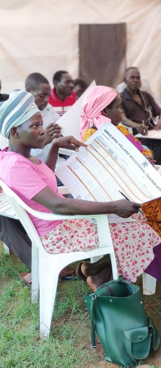 ObulamuUganda's tweet photo. 🧵1/ 
#fhEssanyu updates😊

Village Health Teams (VHTs) play an important role in supporting community health and wellness. 

Their work is critical in promoting healthier behaviors &amp; improving access to health services, especially in remote and difficult-to-reach areas.
#Obulamu https://t.co/wchXQ70V8K