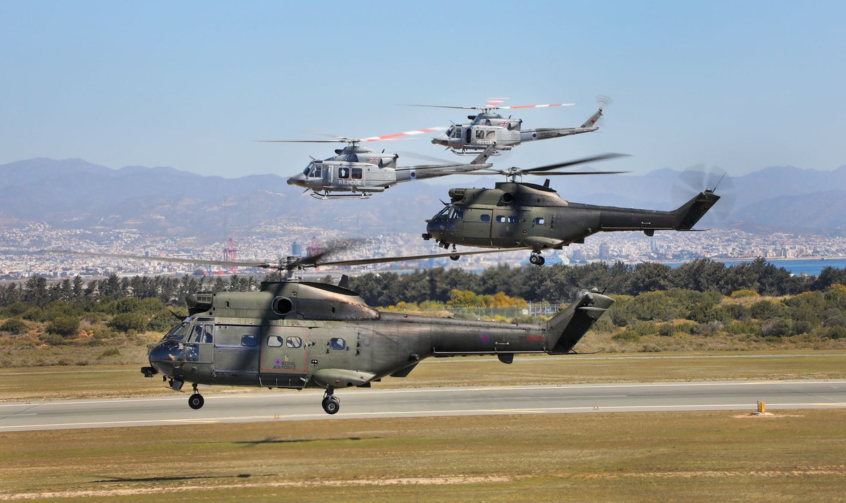 Historic day today as our new Puma helicopters formally take over from the Griffins in delivering Emergency Response, fire fighting and military support here in #Cyprus @RAFAkrotiri @RAFBenson #TheBases

Check out these photos of the two helicopters taking off side-by-side 👇
