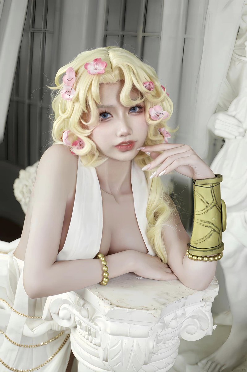 Cosplayvn's tweet photo. Aphrodite cosplay https://t.co/5oZlrQwSuP