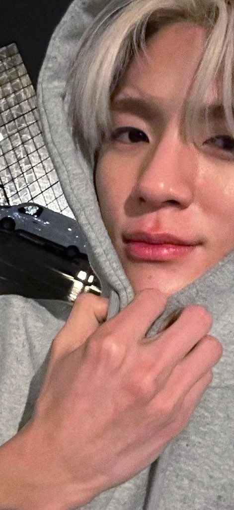 phoDO_'s tweet photo. 🦋nct 제노 배경화면🦋

✔️사이즈 14pro 기준
✔️저장은 마음 or RT 후   

#nct  #NCTDREAM  #JENO 
#엔시티 #엔시티제노 #제노 #배경화면 #포도배경_제노 https://t.co/prFED2t6Ii