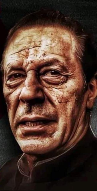 walibutt3322's tweet photo. نیازی فتنے اب پتا چلا کہ 27 کلومیٹر کی حکومت کیا ہوتی ہے؟؟🤣🤣🤣 
@ImranKhanPTI https://t.co/5teisvG9E6