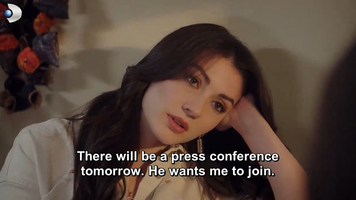 HereIsNica's tweet photo. Love does not end overnight, especially with a daughter...
But now Deniz has Zeynep on whom to rely...
#Kraliçe #ZeyDen https://t.co/ZsOQXBhzwB