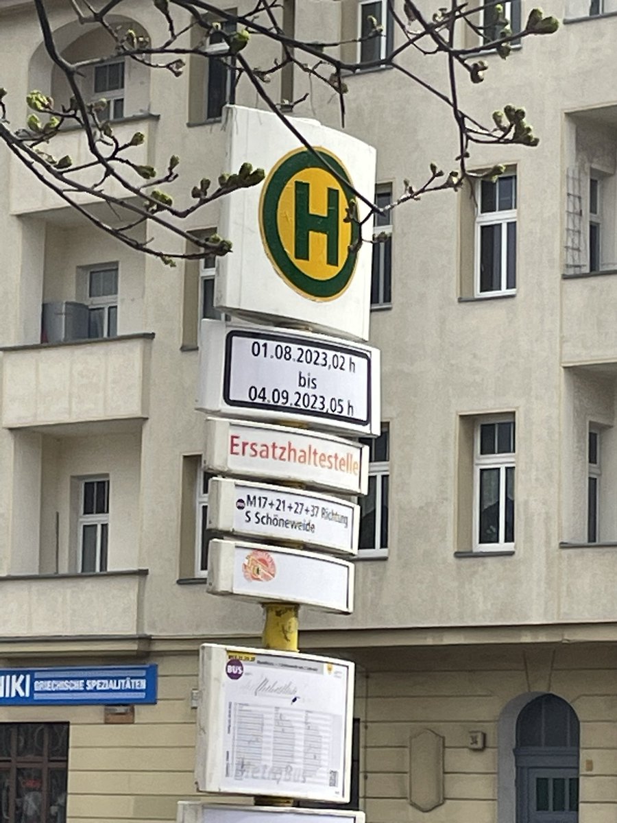 Bastiosw's tweet photo. @BVG_Tram Glaub ihr habt ein Fehler gemacht 

@BVG_Kampagne @mirkosw @Josephine006 @Majonnchen @Mutterdrachen_B https://t.co/CJ8g7sWDD5