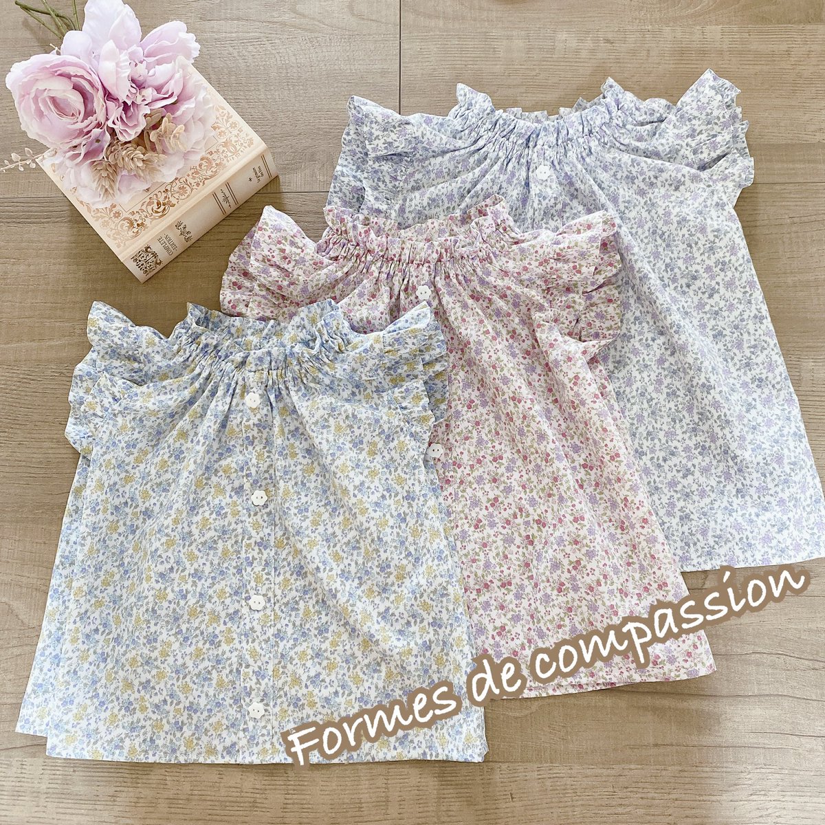 PD_handmade0122's tweet photo. 新作 花柄ブラウス 90-130cmサイズ
販売開始しました🌸

首周りはギャザーなので着せやすく、シワになりにくいので出先でもキレイを保てます🍀*゜

 #minne #minneとものづくりと  #新作おしえて  #ハンドメイド  #子供服  #minne_new 

https://t.co/bx23TBkgfm https://t.co/Oz4gnxrbEV
