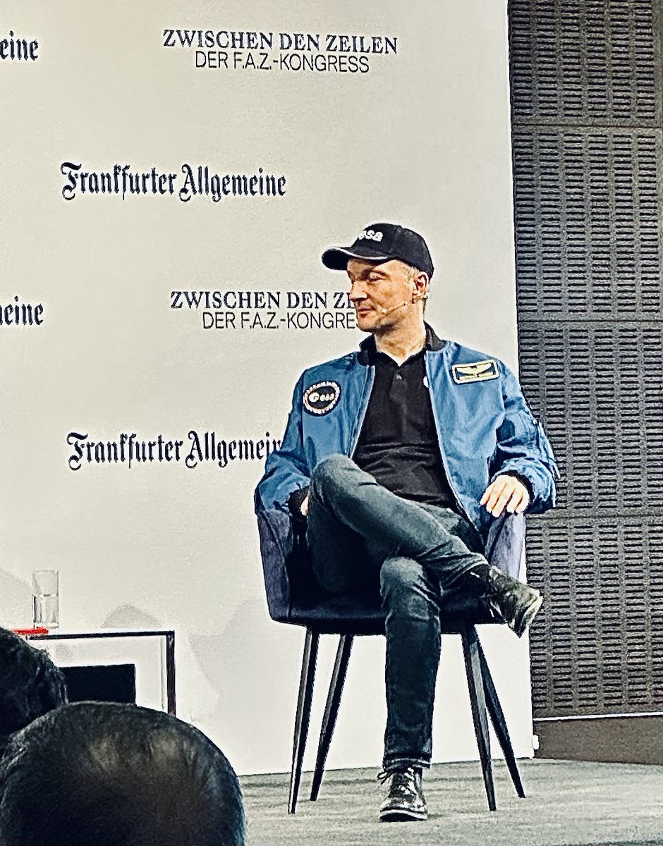 nur jemand der einen grossen traum hat, kann den auch erreichen und

in jedem von uns steckt ein astronaut, matthias maurer, esa-astronaut