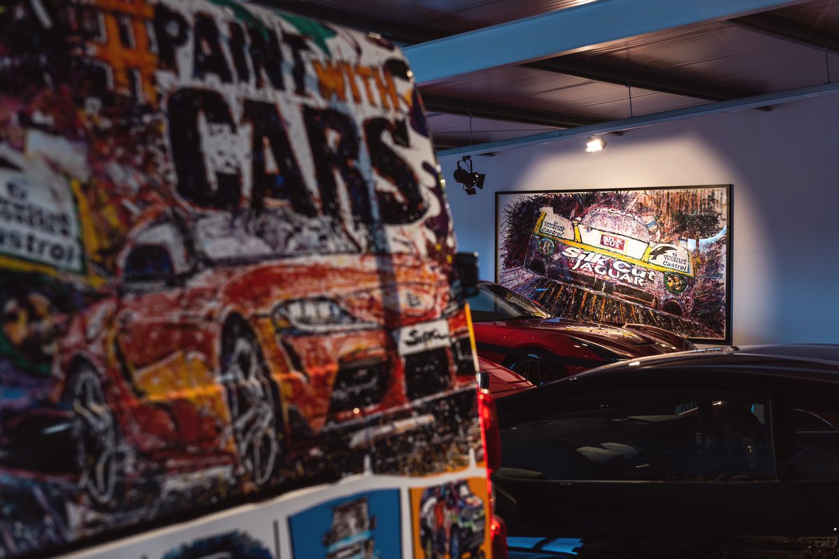 Popbangcolour's tweet image. The #ToyARTa @HendyGroup ProAce always adding a splash of colour to a grey rainy day 🚐🎨☔️

Photos by @NWVT on location @paddlup 📸

#Popbangcolour #NWVT #paddlup