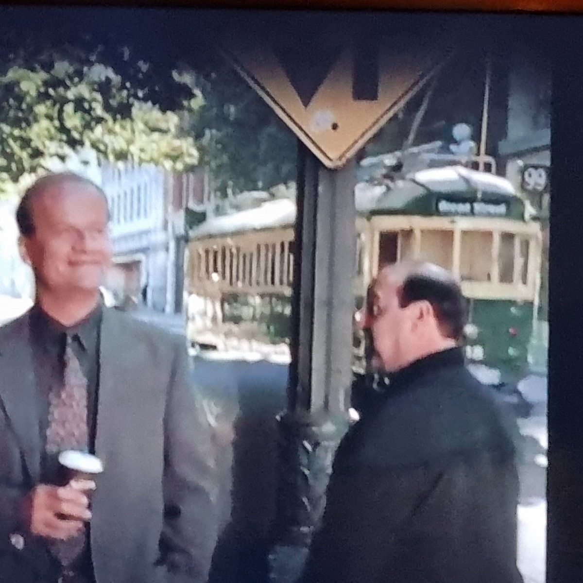 0bungler's tweet photo. The episode of Frasier where there is a Melbourne W-class tram https://t.co/ruUh7xMUoE