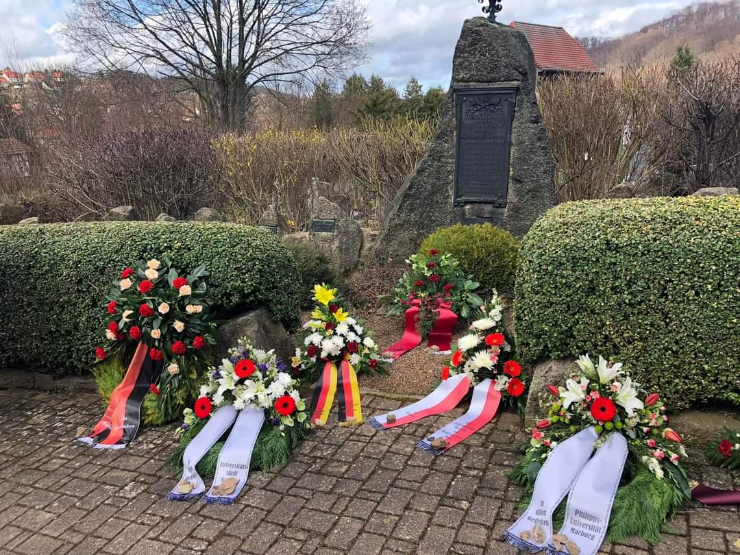 Vergangene Woche wurde in Thal erneut an die Morde von #Mechterstädt erinnert, begangen von Marburger #Verbindungsstudenten. 
1/2