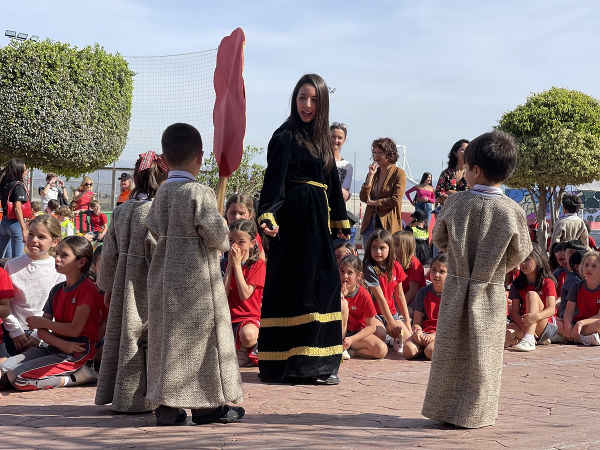 ColegioEP's tweet photo. 📌 Despedimos el trimestre con la marcha del Paso de los pequeños del centro; una iniciativa organizada por la etapa de Educación Infantil como homenaje a una de las formas de expresión más populares en #Andalucia ◀️ @diputacionMLG @culturamalaga https://t.co/5fUNt7xH0B