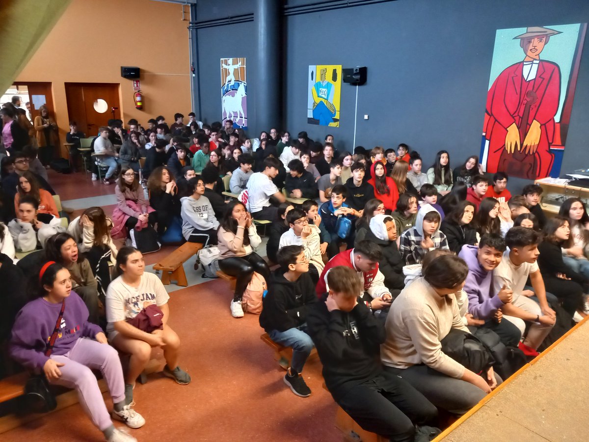 vicenv2's tweet photo. Comeza a nosa experiencia #MOCIRADIO, grazas á colaboración de @ConcelloOleiros. https://t.co/jO3bjbuzvY