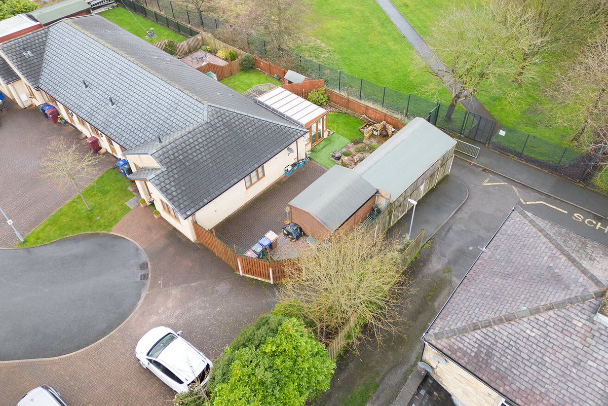 PendleHillProps's tweet image. 👀SneakPreview👀 ComingSoon #Bungalow #ForSale #3Bed #CornerPlot #GardenRoom #Driveway