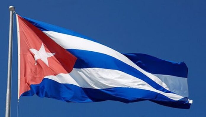 Un dia como hoy 1961- El presidente de los Estados Unidos, John F. Kennedy, suprime la cuota azucarera de Cuba en el mercado norteamericano para ese año, como parte de la política de bloquear el desarrollo económico del pequeño país #TENEMOSMEMORIA
