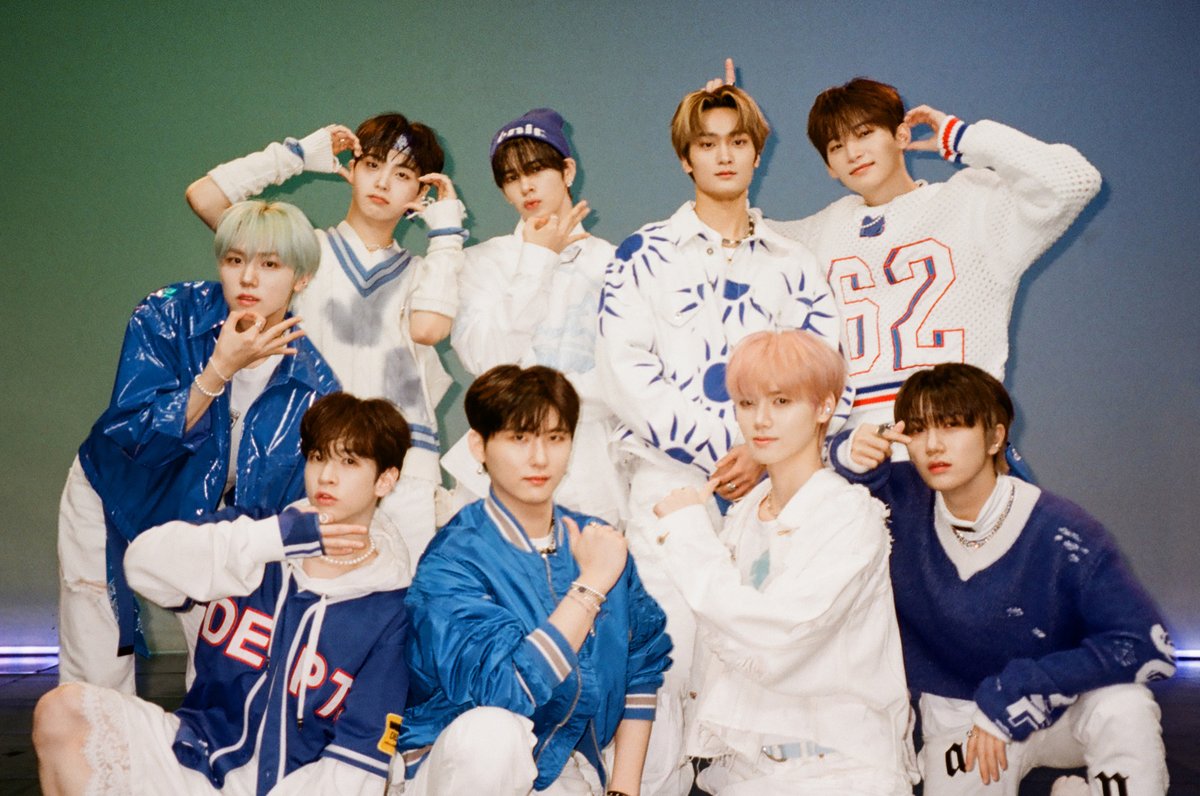 M2MPD's tweet photo. 필름카메라로 기록한 3월의 추억📸 4월에도 쭈욱 엠투와 함께해요❣ #3월의엠투 #M2film #릴레이댄스 #CRAVITY #크래비티 @CRAVITYstarship https://t.co/dpQ2ttg3UK