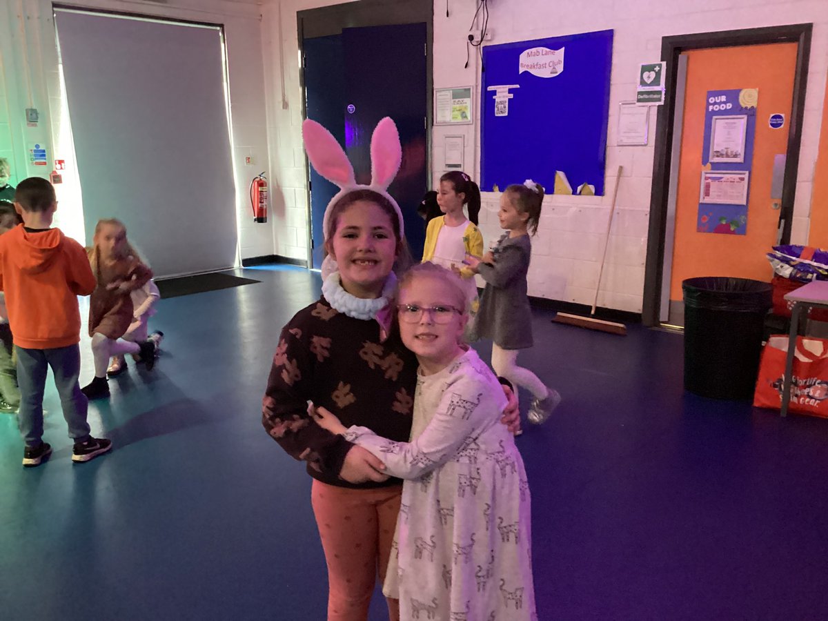 MissFlynnMLP's tweet photo. Such a lovely time at our Easter disco this morning. @MabLanePri #easterdisco #easterfun @MrsGillardMLP π π£ π° https://t.co/luIaTI9rUQ