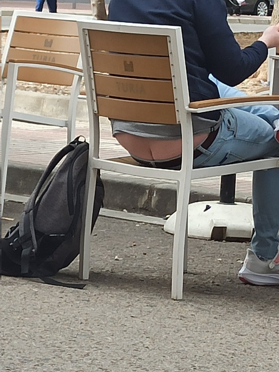 Tomando una cerveza con unas vistas impresionantes 😂😂😂