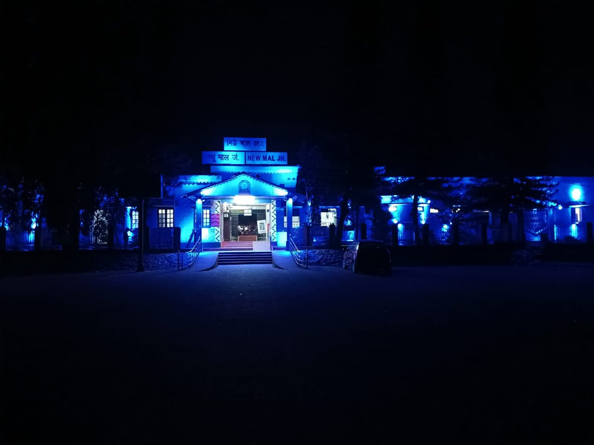 HPL_Official's tweet photo. Completion of the Faced Light Project at New Mal Junction, NF Railway Alipurduar division, marks another successful milestone achieved.

Swipe to change colours.

#hplindia #hplelectrical #lightingsolutions #ledlighting #lightingproducts #ledlights #lightingdecor https://t.co/EVOrfdolao