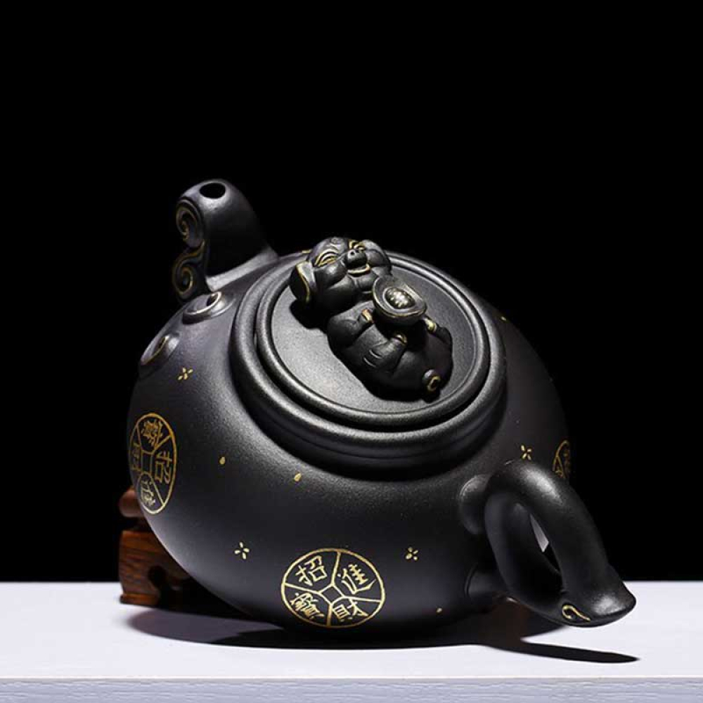 HandmadeTeapots's tweet photo. Gold Decorated Yixing Purple Clay Teapot With Pig-Shaped Lid | Handmade Asian Teapots

US$: 823 at: https://t.co/PI3qE1KqvV
#yixingpurpleclay #yixingclay #castironart #zishaclay https://t.co/rCWiSA9H55